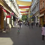 Nejra アパート *