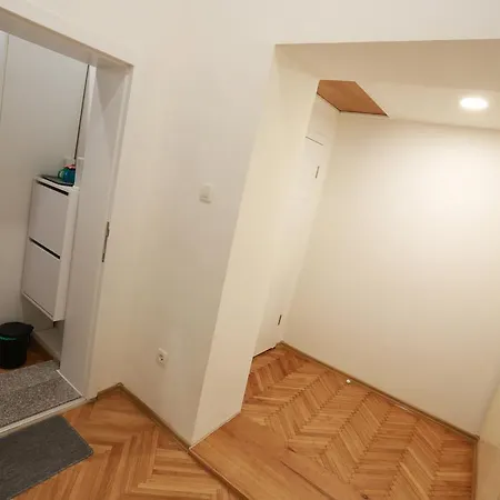 Nejra *